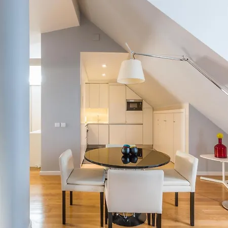 Flh Baixa-chiado Library Loft Lizbona